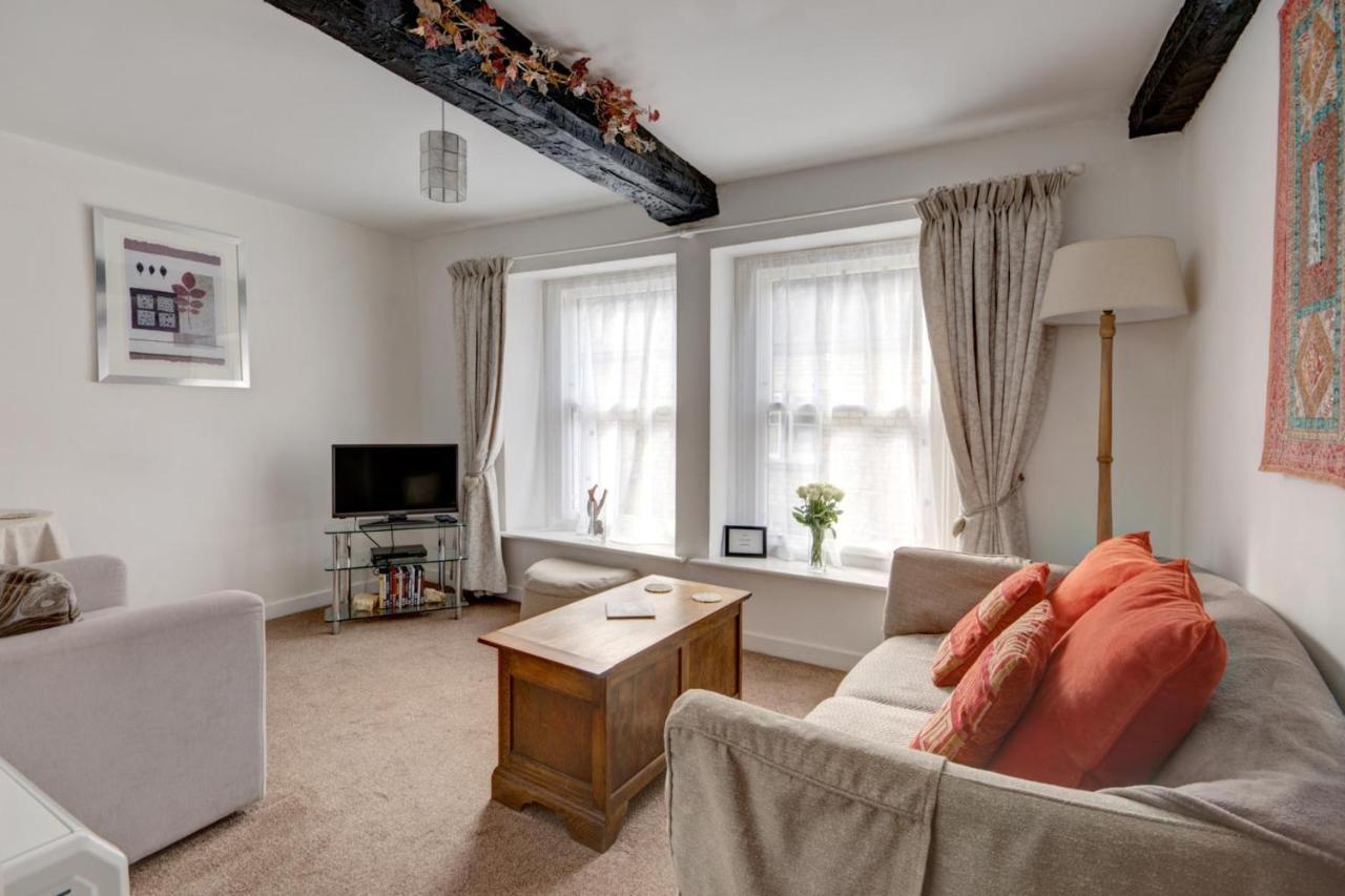 Katrinas Apartment By Treetop Property سيرنسيستر المظهر الخارجي الصورة