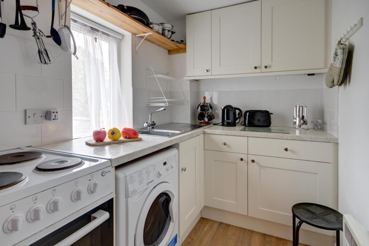 Katrinas Apartment By Treetop Property سيرنسيستر المظهر الخارجي الصورة